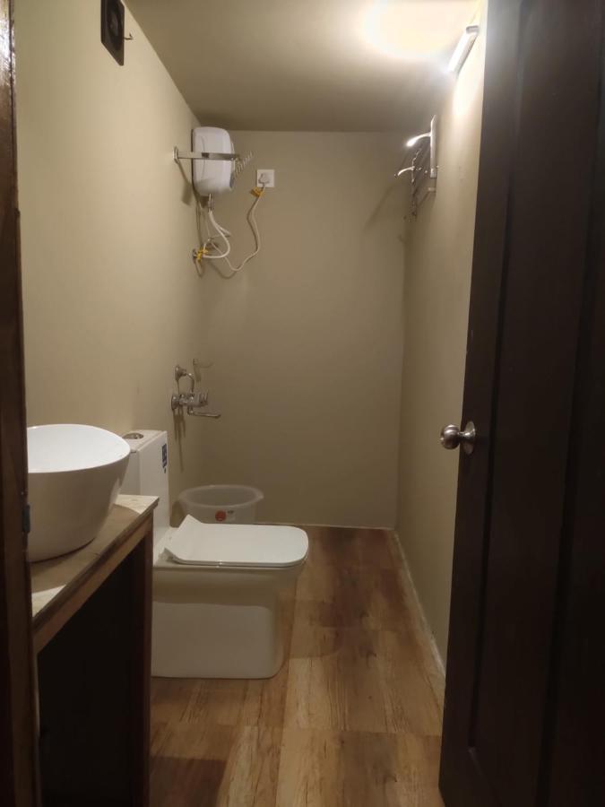 Chivarin Resorts Mālvan Екстериор снимка